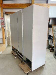福島県いわき市常盤にて出張買取したダイワの業務用冷蔵ショーケースの613AUJ-ECの写真