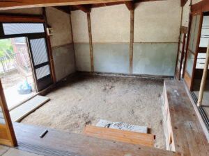 常陸太田市にて囲炉裏のあるお家を買い取りました
