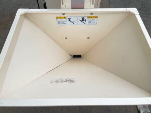 茨城県牛久市神谷にて出張買取した金子農機の色彩選別機のAK-M350の写真