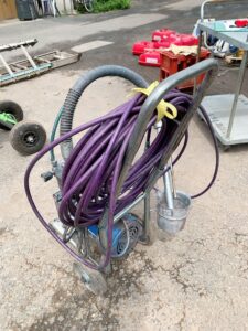 城県稲敷郡阿見町本郷にて出張買取したSEIWAのエアレス塗装機のABPFL14PK005の写真