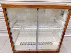 栃木県芳賀郡益子町益子にて出張買取したHOSHIZAKIの冷蔵ショーケースのSSB-85ATの写真