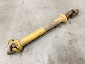 茨城県桜川市富士見台にて出張買取したトラクターパーツのユニバーサルジョイントの写真