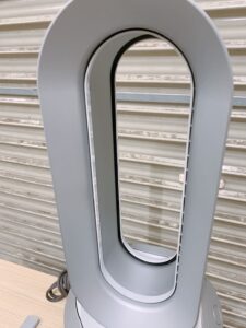 栃木県芳賀郡益子町小泉にて出張買取したDysonの空気清浄機能付きファンヒーターのHP03の写真