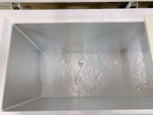 茨城県北茨城市華川町小豆畑にて出張買取したREMACOMの冷凍ストッカーのRRS-560の庫内の写真