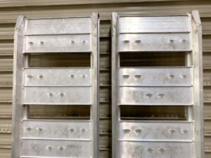 栃木県真岡市粕田にて出張買取した昭和のアルミブリッジのSBA-180-25-0.5の写真