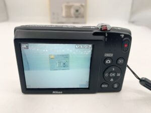 栃木県芳賀郡茂木町所草にて出張買取したNikonのデジタルカメラのCOOLPIX A100の液晶の写真