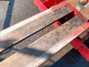 栃木県塩谷郡高根沢町下柏崎にて出張買取した丸久製作所の薪割り機のNCW450EAの写真