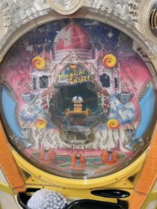 茨城県桜川市犬田にて出張買取した三共のパチンコ 実機のマジカルカーペット DXの写真