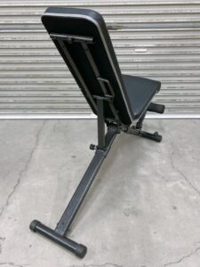 茨城県日立市大沼町にて出張買取したBARWINGの可変式トレーニングベンチのBW-AJB01の写真