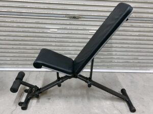 茨城県日立市大沼町にて出張買取したBARWINGの可変式トレーニングベンチのBW-AJB01の写真