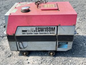 茨城県牛久市桂町にて出張買取したshindaiwaのエンジン発電機兼用溶接機のEGW180Mの写真