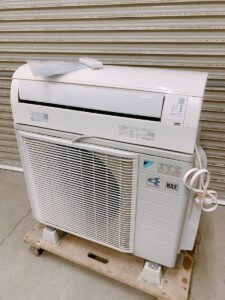 茨城県鉾田市荒地にてDAIKINのルームエアコンのAN56UEPK-Wを出張買取いたしました！
