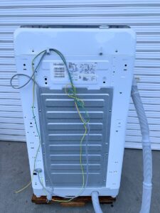 茨城県ひたちなか市高場にて出張買取したHaierの全自動電気洗濯機のJW-U70LKの裏面の写真