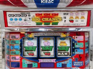 栃木県芳賀郡茂木町九石にて出張買取した北電子のパチスロ 実機 4号機のWANDER REVIEW2のリールの写真