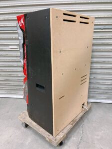 茨城県日立市小木津にて出張買取したパチスロ 実機の革命機 ヴァルヴレイヴの背面の写真