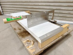 茨城県北茨城市平潟町にて出張買取したウエダ製作所の家庭用手動式麺切器のめん切カッター16型の写真