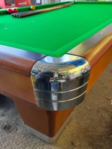 栃木県芳賀郡市貝町刈生田にて出張買取した淡路亭渡辺商店のビリヤード台の写真