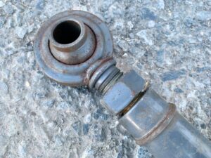 茨城県東茨城郡大洗町磯浜町にて出張買取したトラクター用のパーツのトップリンクの写真