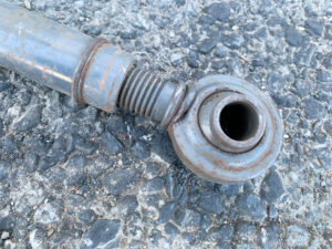 茨城県東茨城郡大洗町磯浜町にて出張買取したトラクター用のパーツのトップリンクの写真