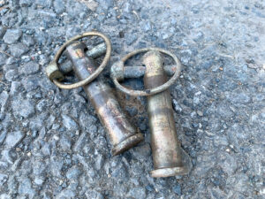 茨城県東茨城郡大洗町磯浜町にて出張買取したトラクター用のパーツのトップリンクのピンの写真