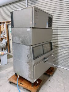 茨城県石岡市柴内にて出張買取したホシザキのキューブアイスメーカーのIM-230XL-1の写真