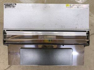 茨城県常陸太田市瑞竜町にて出張買取したARC株式会社の食品用ラップフィルム包装機のマルチラッパー 520Bの写真