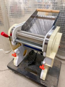 茨城県潮来市あやめにて三省堂実業の電動製麺機のSTDZM-300Aを出張買取いたしました！